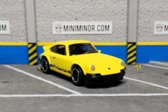 Porsche 911 Carrera RS 2.7- Hot-Wheels - scala 1/64